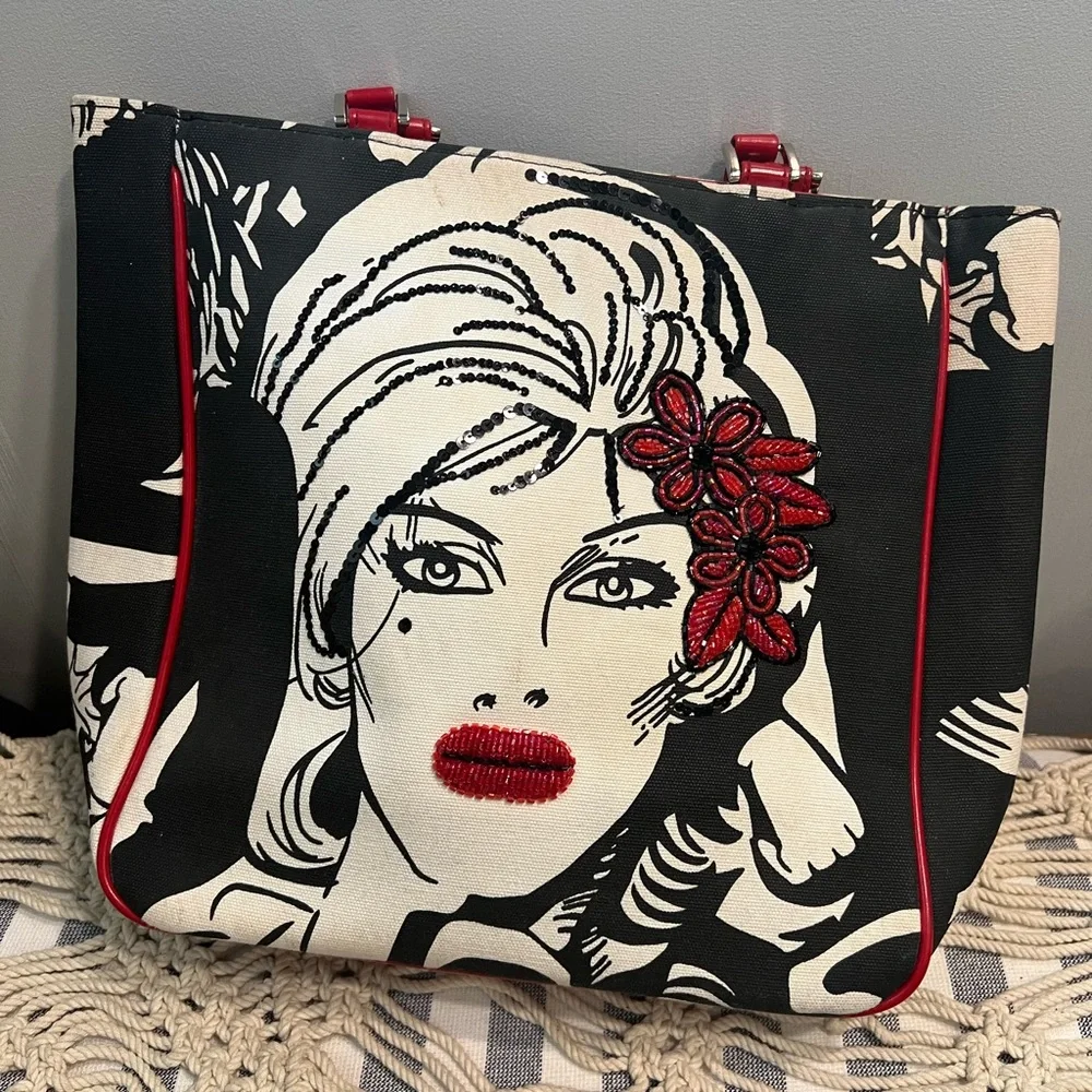 Illustration Artsy Tote Black And White with red Sequins!